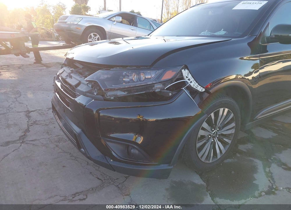 2019 MITSUBISHI OUTLANDER SEL VIN: JA4AZ3A32KZ042179