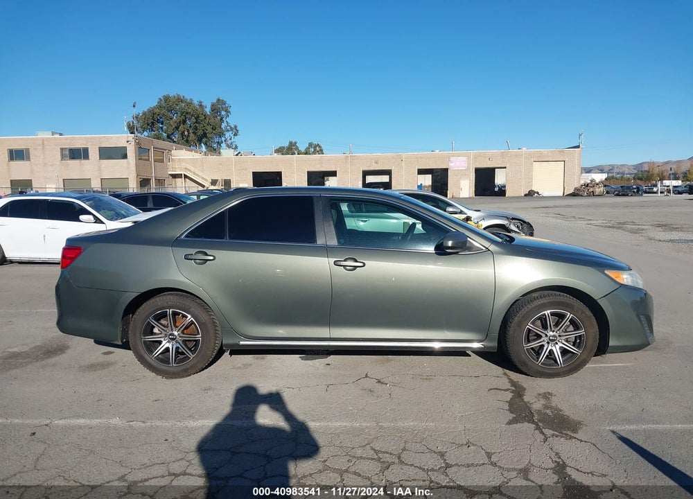 2013 TOYOTA CAMRY LE VIN: 4T1BF1FK6DU641556