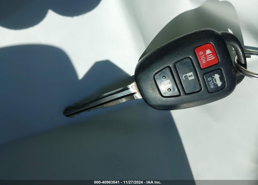 2013 TOYOTA CAMRY LE VIN: 4T1BF1FK6DU641556