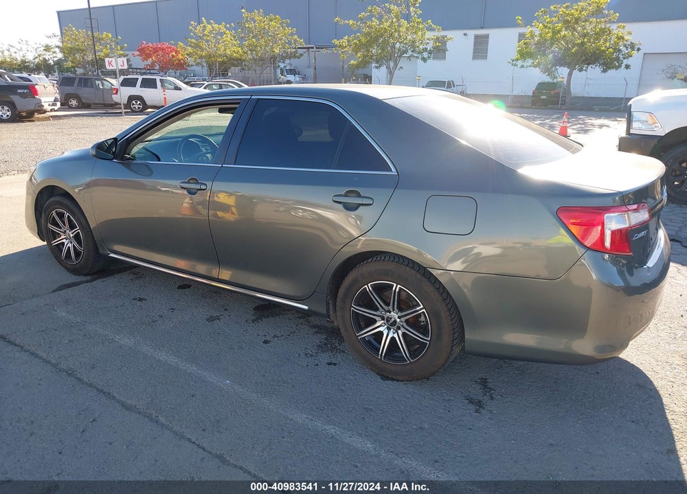 2013 TOYOTA CAMRY LE VIN: 4T1BF1FK6DU641556