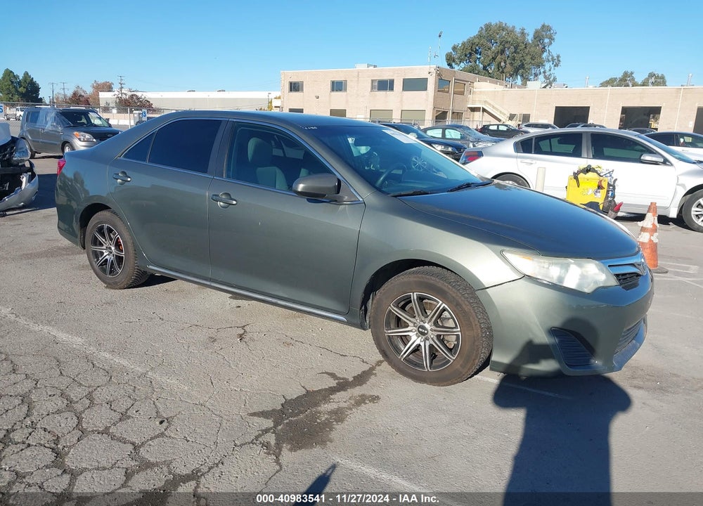 2013 TOYOTA CAMRY LE VIN: 4T1BF1FK6DU641556