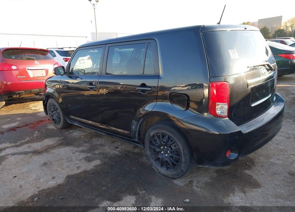 2011 SCION XB VIN: JTLZE4FE7B1118700