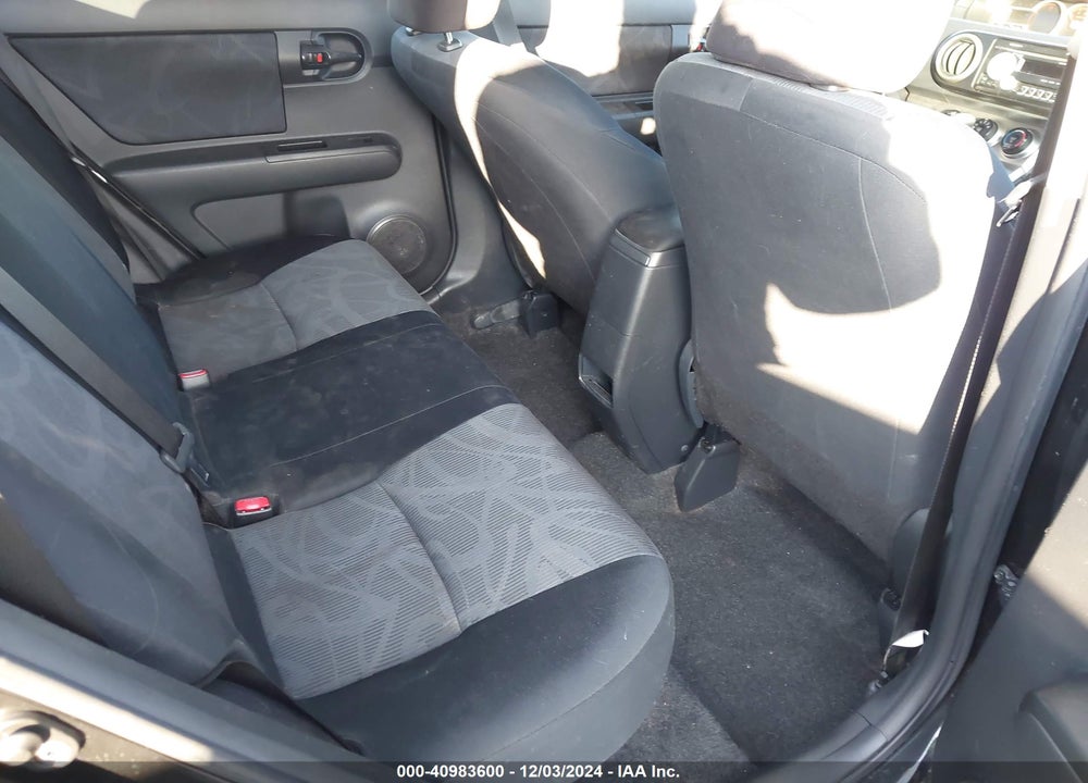 2011 SCION XB VIN: JTLZE4FE7B1118700