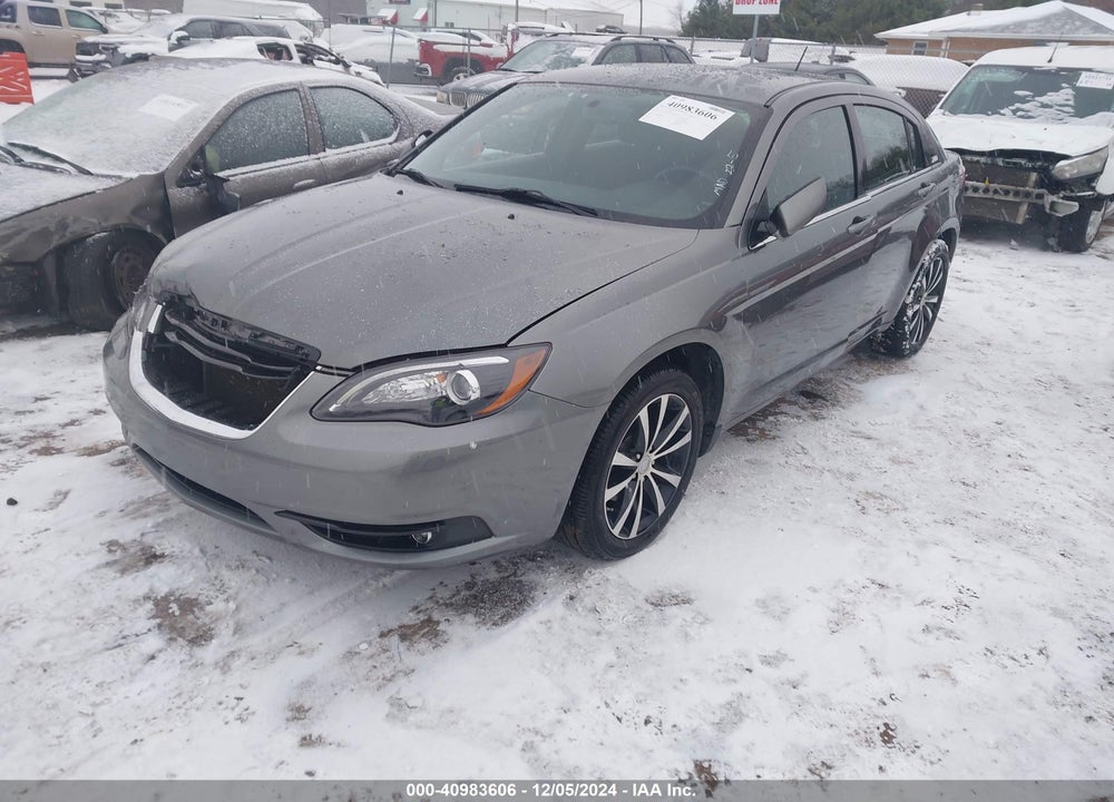 2013 CHRYSLER 200 TOURING VIN: 1C3CCBBB5DN605532