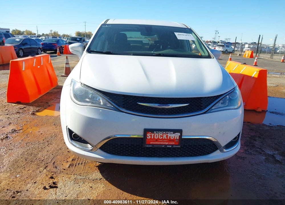2020 CHRYSLER PACIFICA TOURING VIN: 2C4RC1FGXLR176122