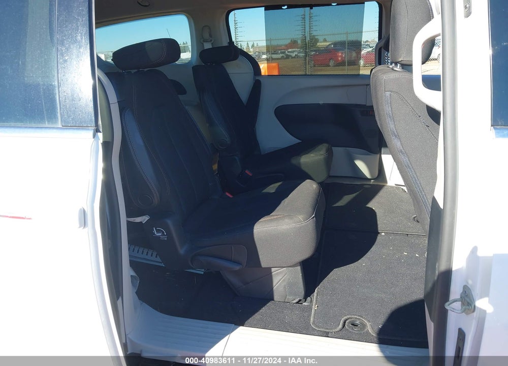 2020 CHRYSLER PACIFICA TOURING VIN: 2C4RC1FGXLR176122