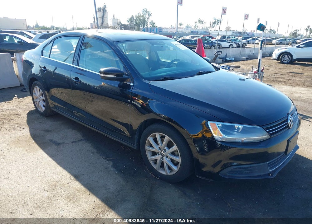 2014 VOLKSWAGEN JETTA 1.8T SE VIN: 3VWD07AJ1EM411264