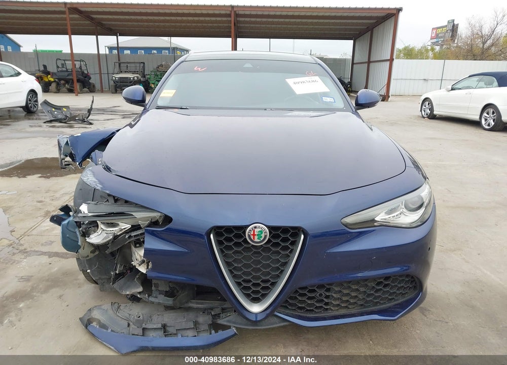 2017 ALFA ROMEO GIULIA AWD VIN: ZARFAEDN6H7541654