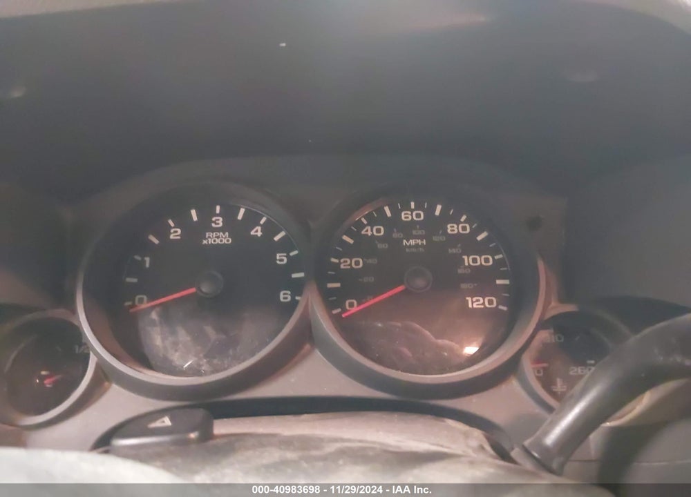 2013 CHEVROLET SILVERADO 1500 LS VIN: 1GCRCREA0DZ142242