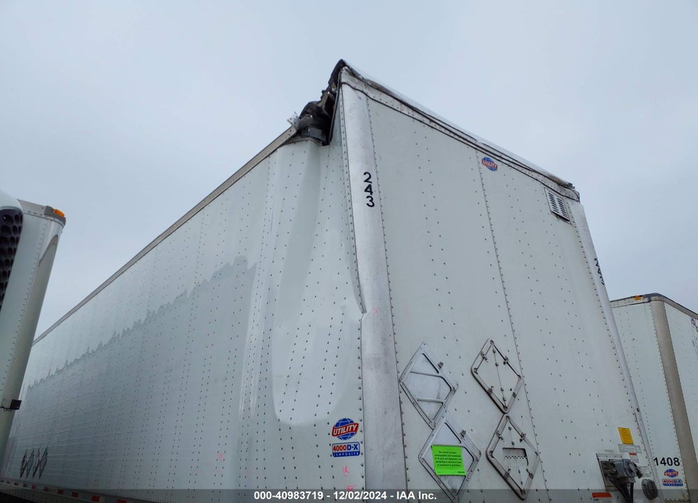 2022 UTILITY TRAILER MFG --- VIN: 1UYVS2539N7579214