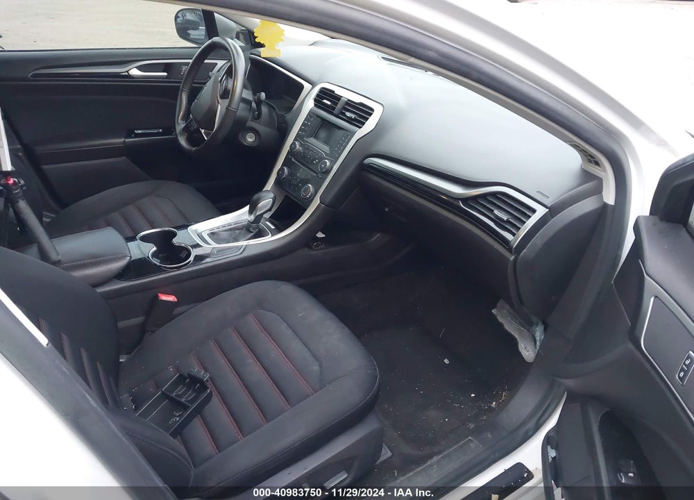 2015 FORD FUSION SE VIN: 3FA6P0HD7FR232753
