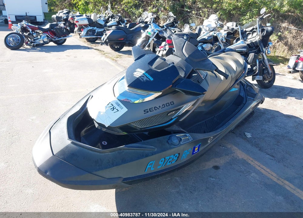 2017 SEA DOO OTHER VIN: YDV00125J617