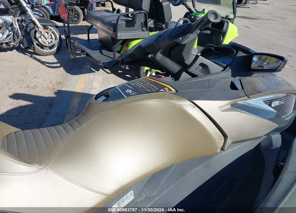 2017 SEA DOO OTHER VIN: YDV00125J617