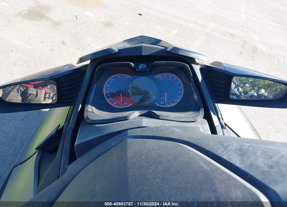 2017 SEA DOO OTHER VIN: YDV00125J617