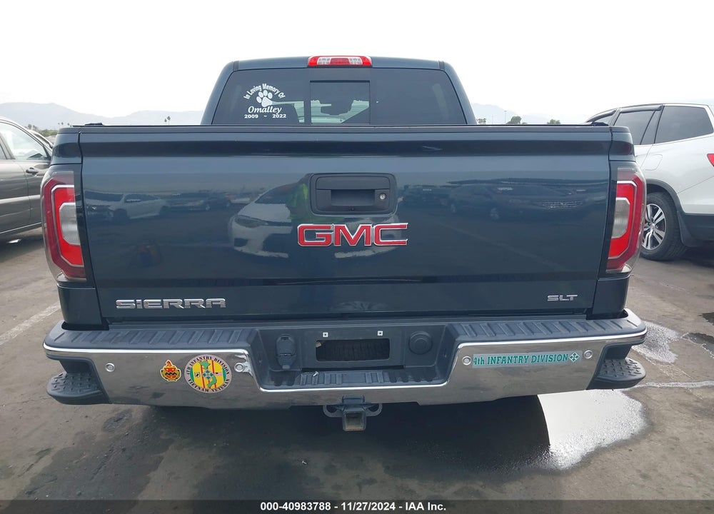 2018 GMC SIERRA 1500 SLT VIN: 3GTU2NEC6JG513598