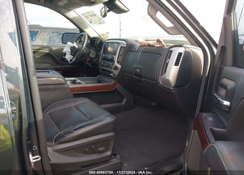 2018 GMC SIERRA 1500 SLT VIN: 3GTU2NEC6JG513598