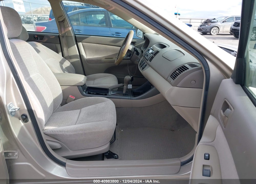 2002 TOYOTA CAMRY LE V6 VIN: 4T1BF32K22U541078