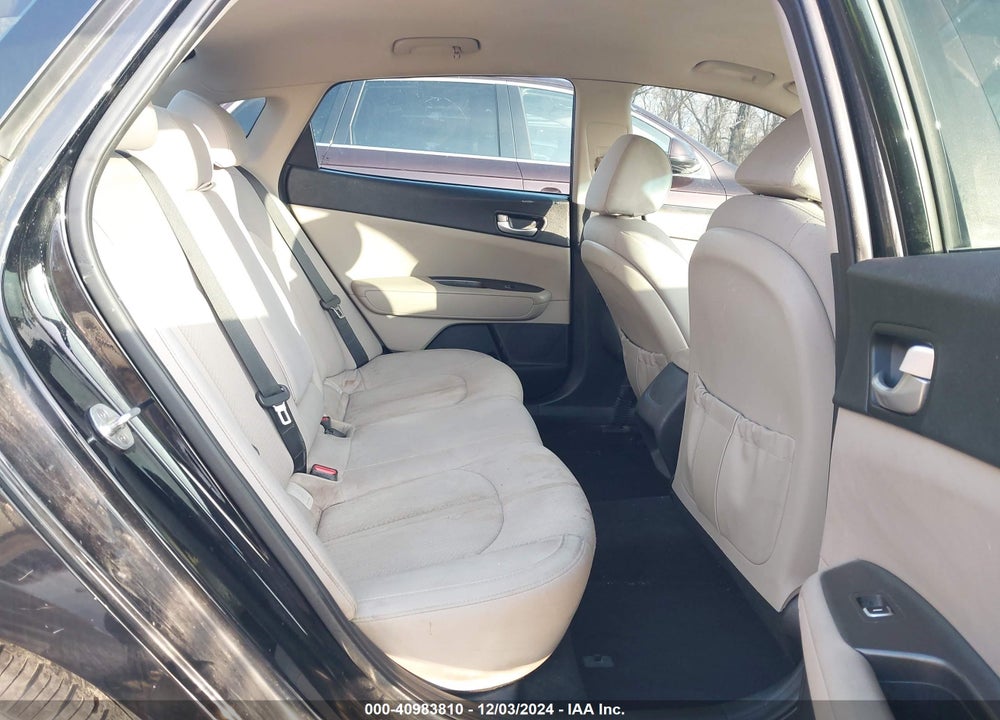 2016 KIA OPTIMA LX VIN: 5XXGT4L34GG111646
