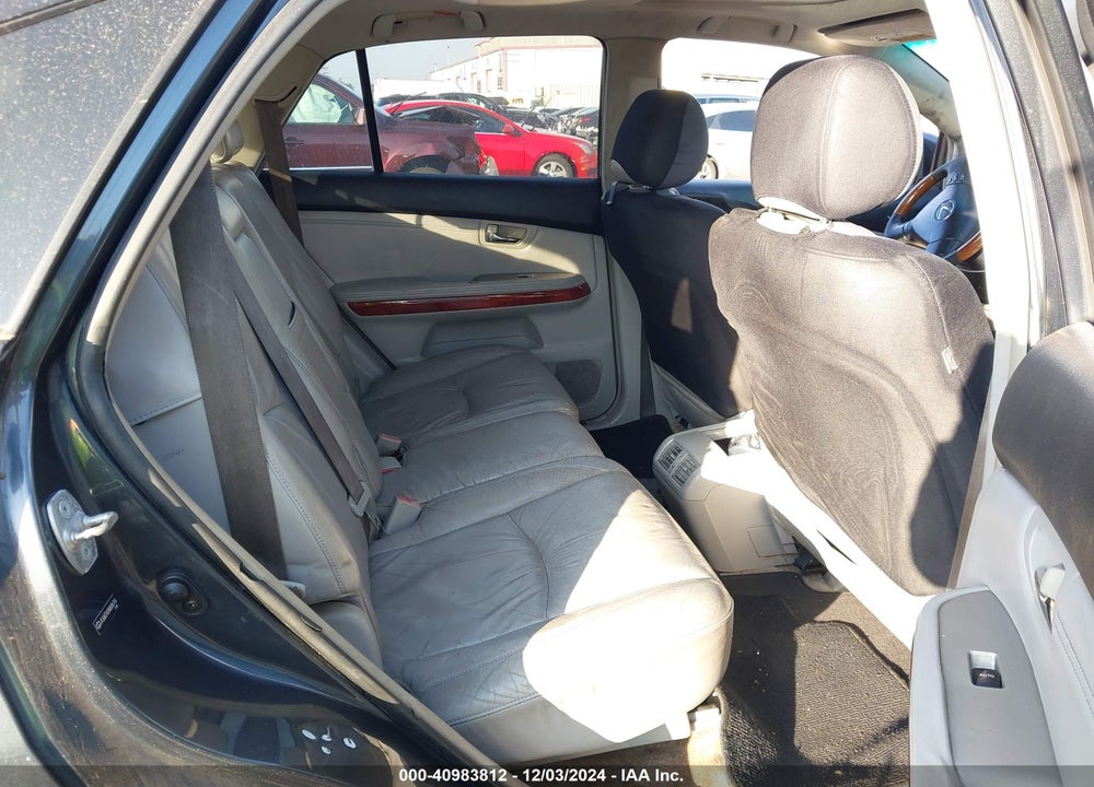 2004 LEXUS RX 330 VIN: JTJGA31U340006716