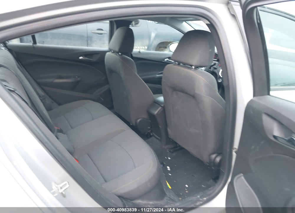 2019 CHEVROLET CRUZE VIN: 1G1BC5SM4K7135823