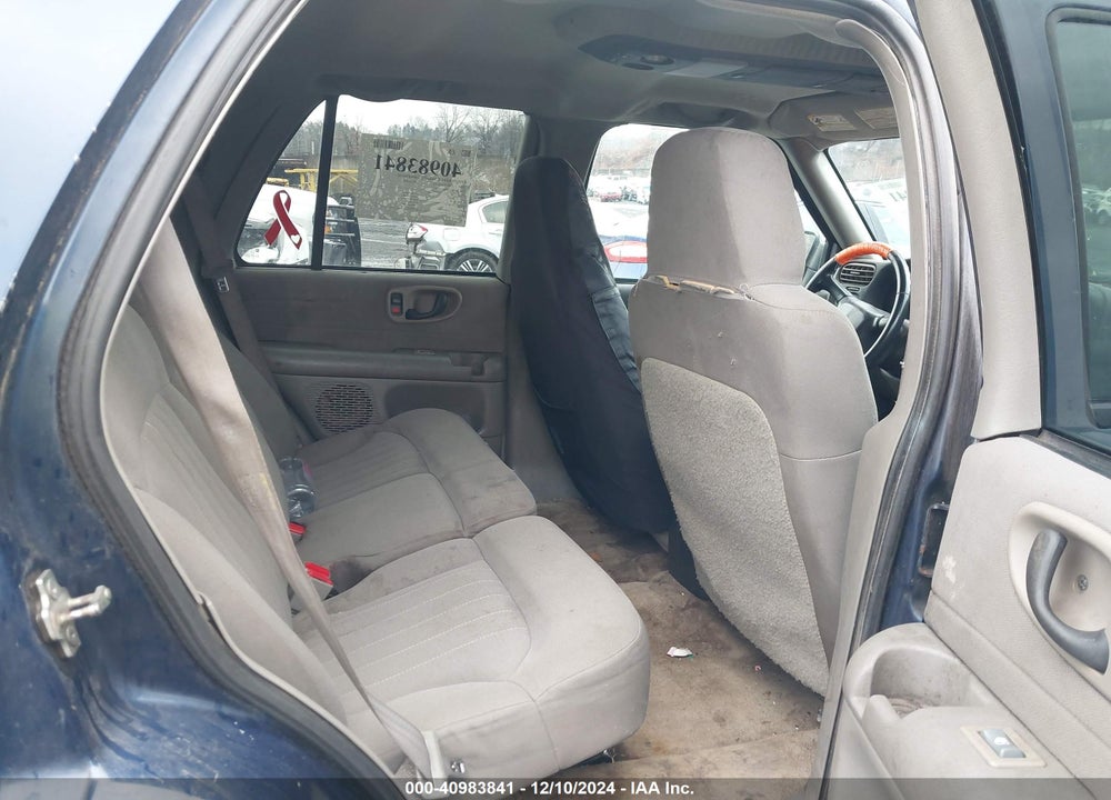 2004 CHEVROLET BLAZER LS VIN: 1GNDT13X54K156205