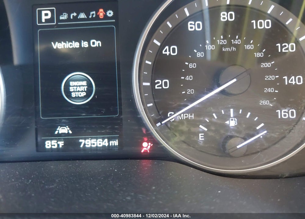 2017 HYUNDAI ELANTRA VIN: KMHD84LF2HU161810