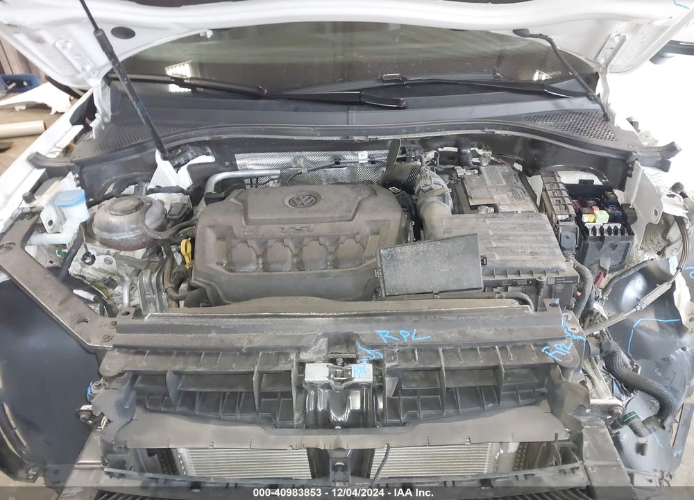 2021 VOLKSWAGEN TIGUAN VIN: 3VV2B7AX1MM142501