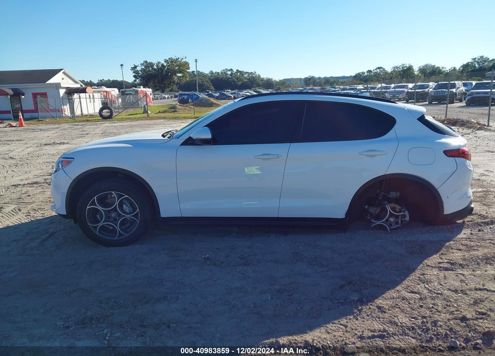 2022 ALFA ROMEO STELVIO SPRINT RWD VIN: ZASPAJAN9N7D37641