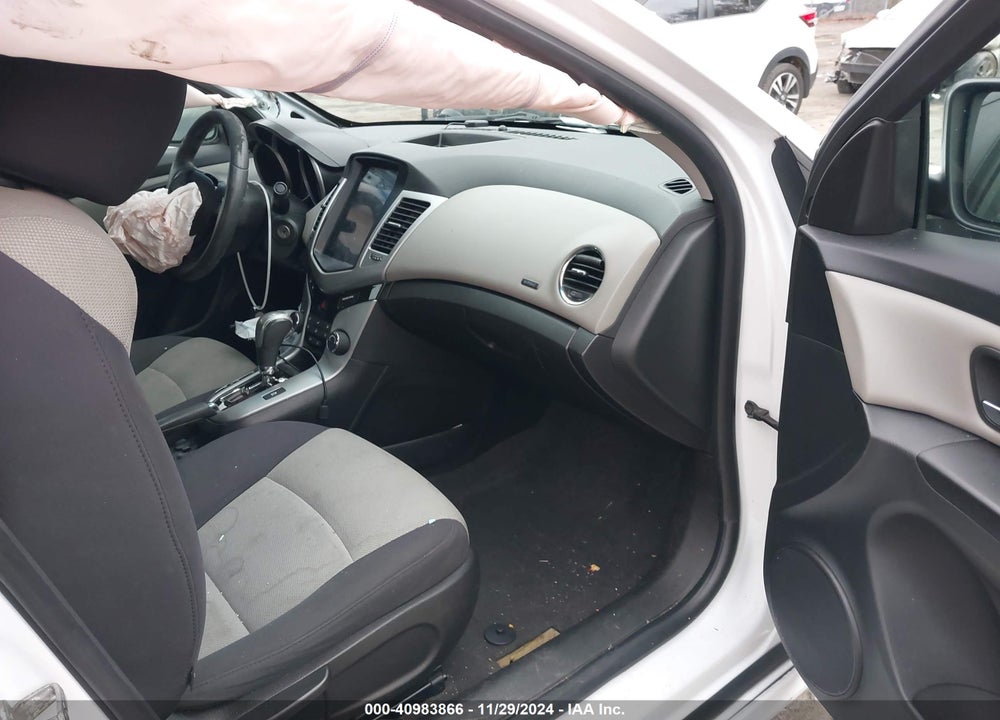 2013 CHEVROLET CRUZE LS AUTO VIN: 1G1PA5SG2D7282733