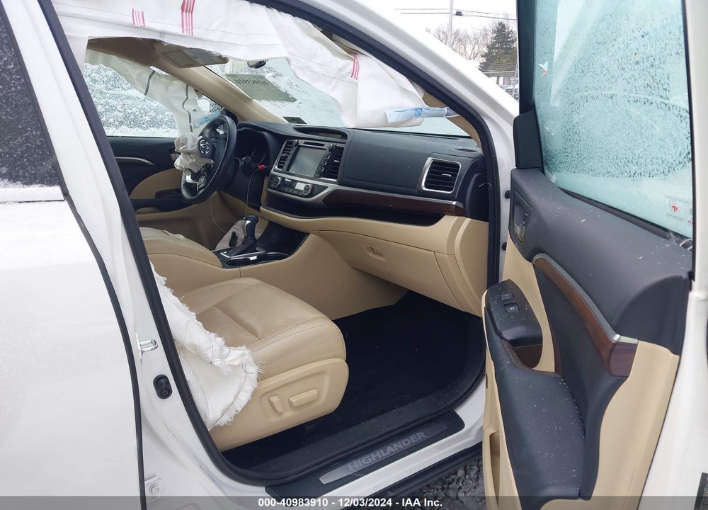 2014 TOYOTA HIGHLANDER LIMITED V6 VIN: 5TDDKRFH7ES009778