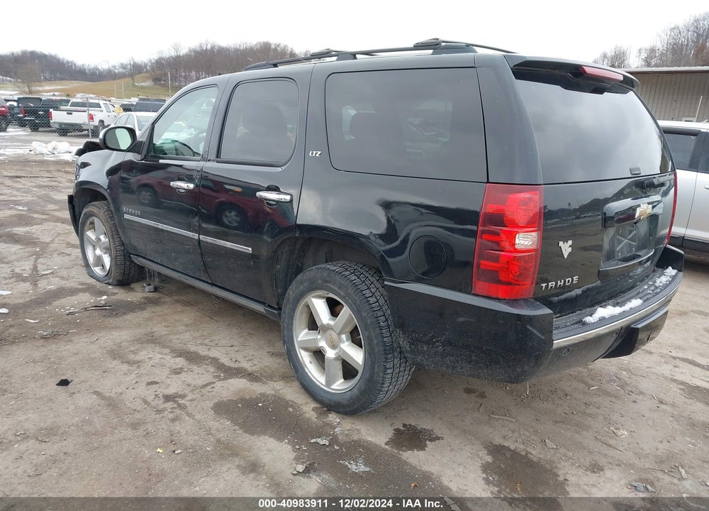 2009 CHEVROLET TAHOE LTZ VIN: 1GNFK33079R280789