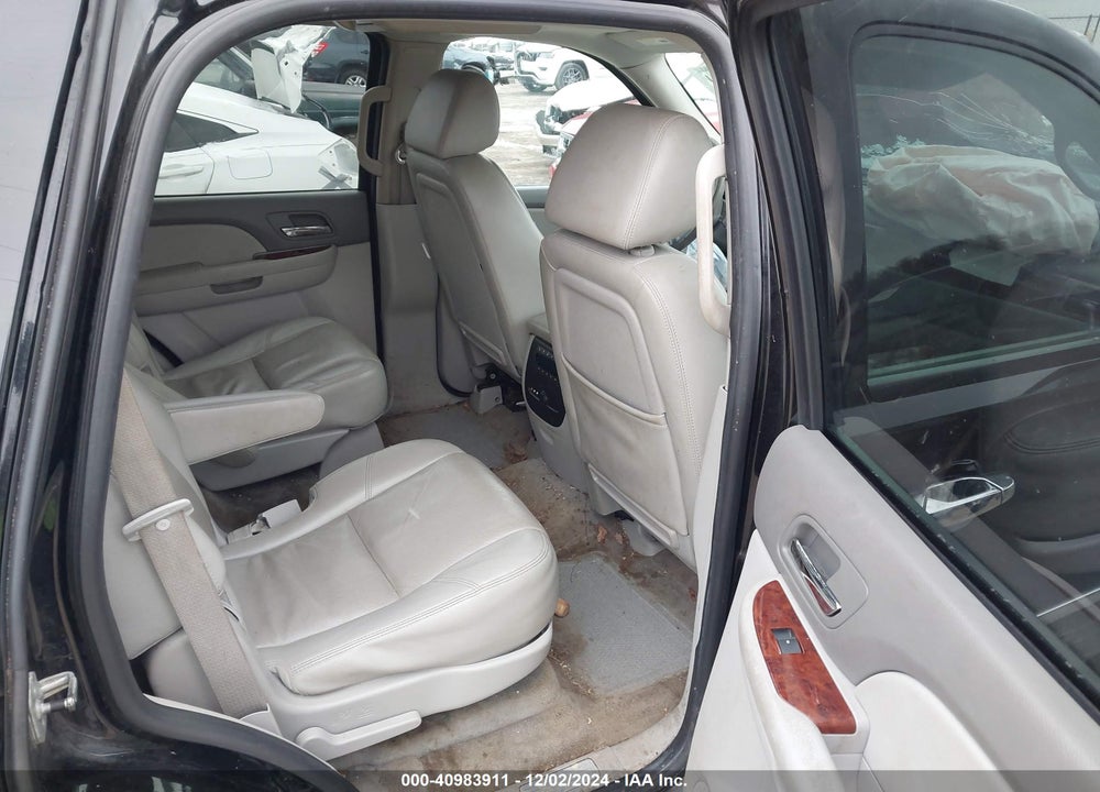 2009 CHEVROLET TAHOE LTZ VIN: 1GNFK33079R280789