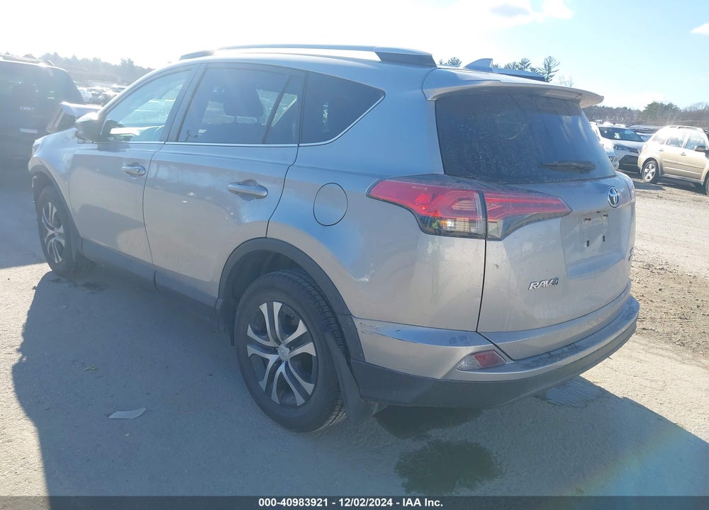 2016 TOYOTA RAV4 LE VIN: 2T3BFREV1GW445336