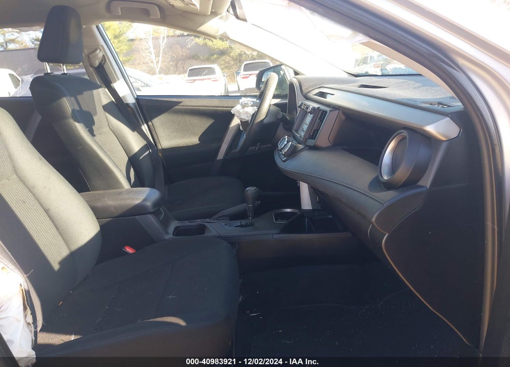 2016 TOYOTA RAV4 LE VIN: 2T3BFREV1GW445336
