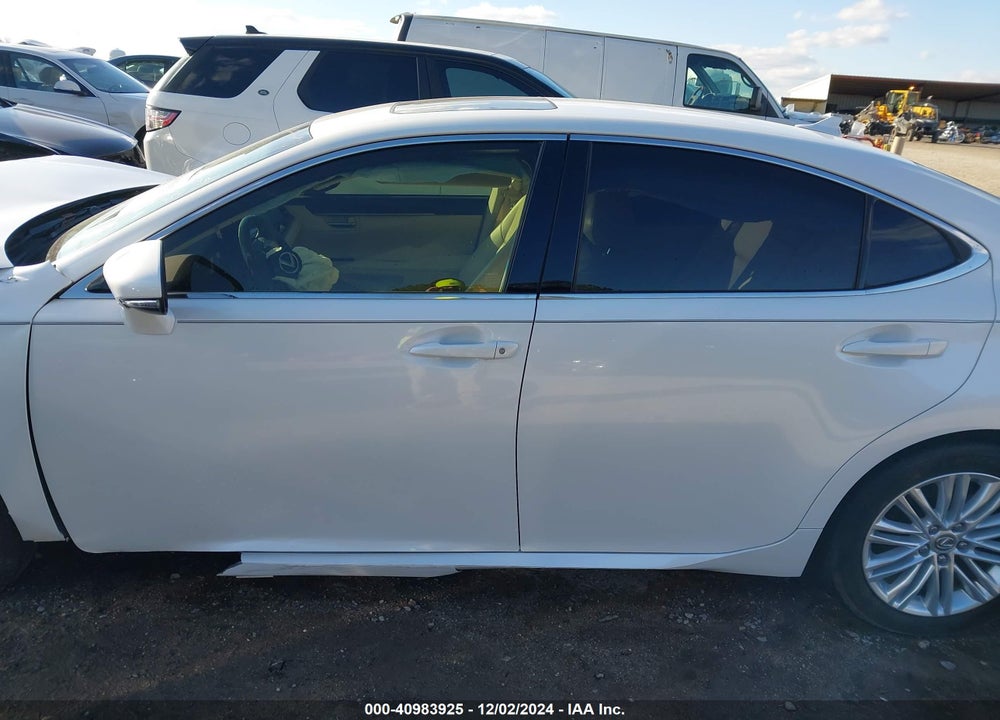 2014 LEXUS ES 350 VIN: JTHBK1GG3E2125452