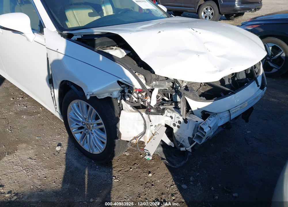 2014 LEXUS ES 350 VIN: JTHBK1GG3E2125452