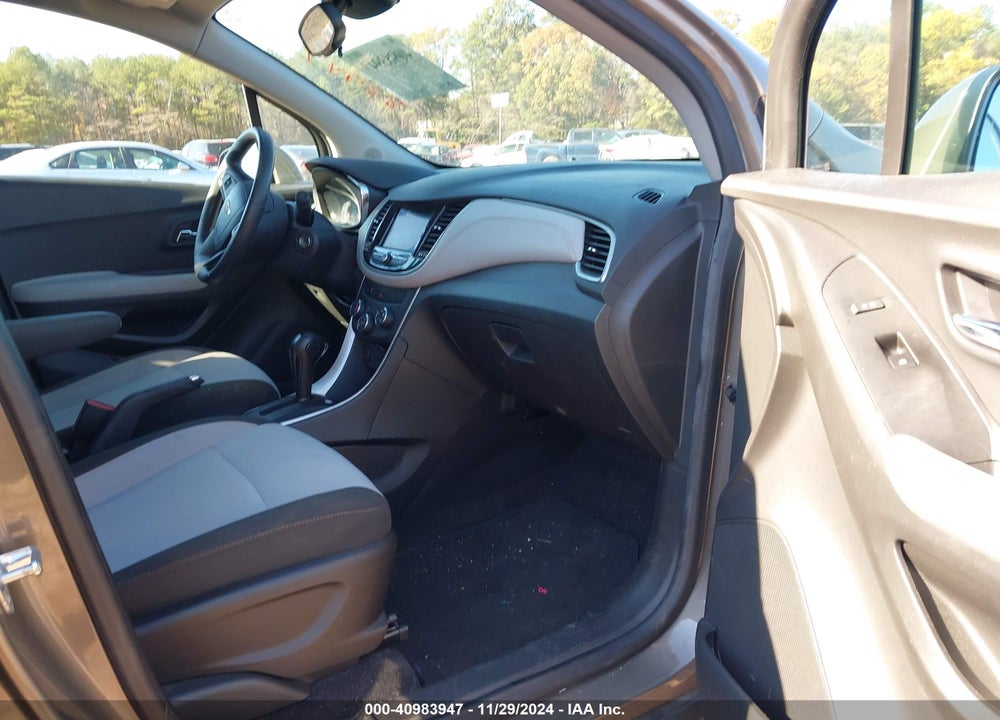 2020 CHEVROLET TRAX FWD LS VIN: KL7CJKSB4LB334882
