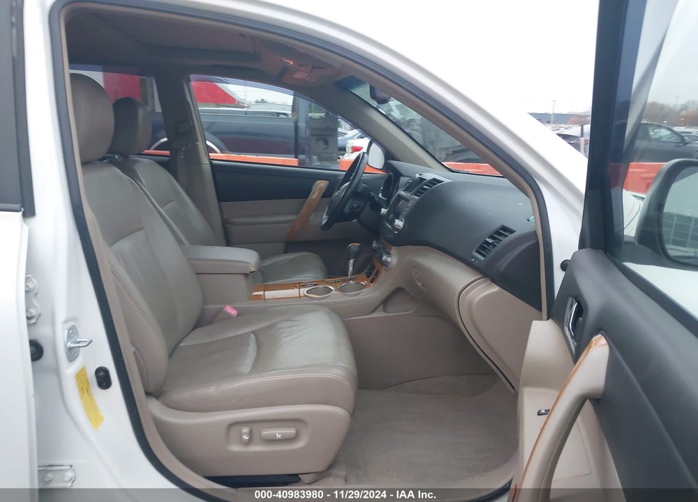 2008 TOYOTA HIGHLANDER HYBRID LIMITED VIN: JTEEW44AX82018693