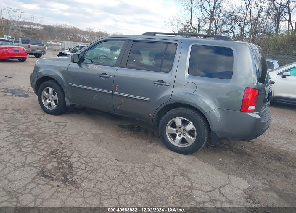 2009 HONDA PILOT EX VIN: 5FNYF48479B022799