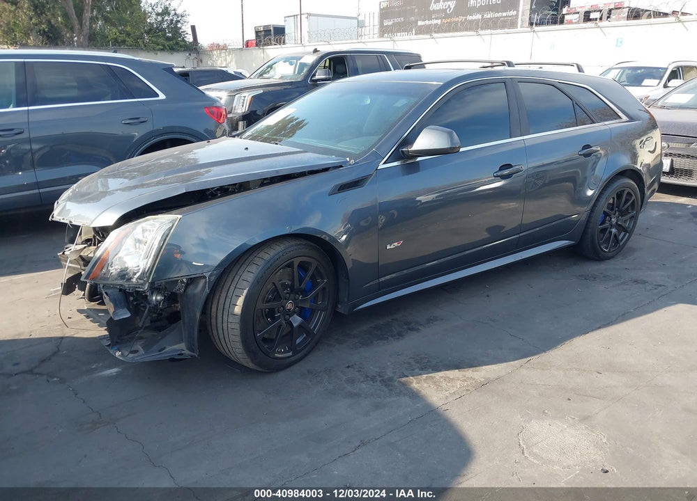 2013 CADILLAC CTS-V VIN: 1G6DV8EP3D0100853