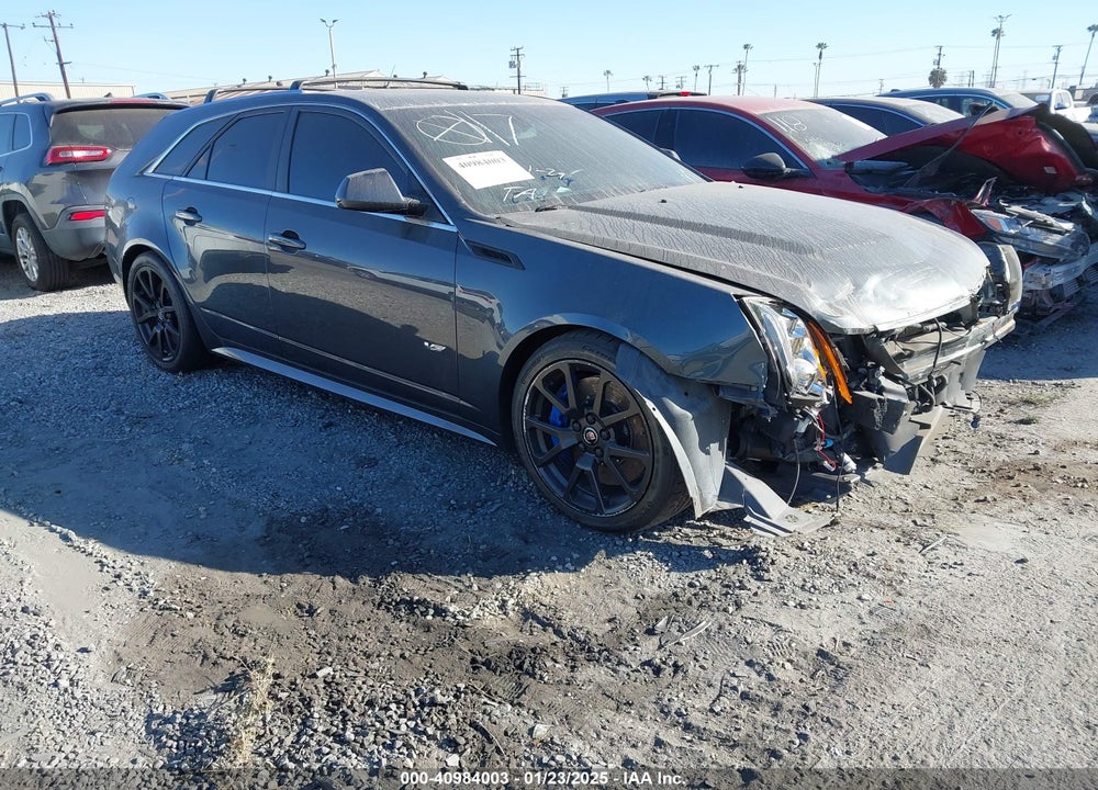 2013 CADILLAC CTS-V VIN: 1G6DV8EP3D0100853