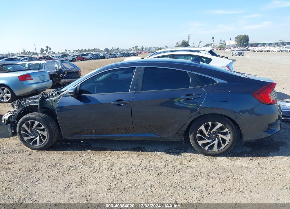 2018 HONDA CIVIC VIN: 2HGFC2F74JH556277