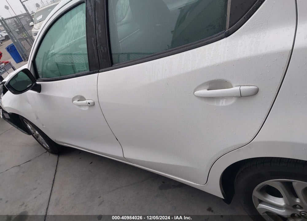 2018 TOYOTA YARIS IA VIN: 3MYDLBYV7JY309140