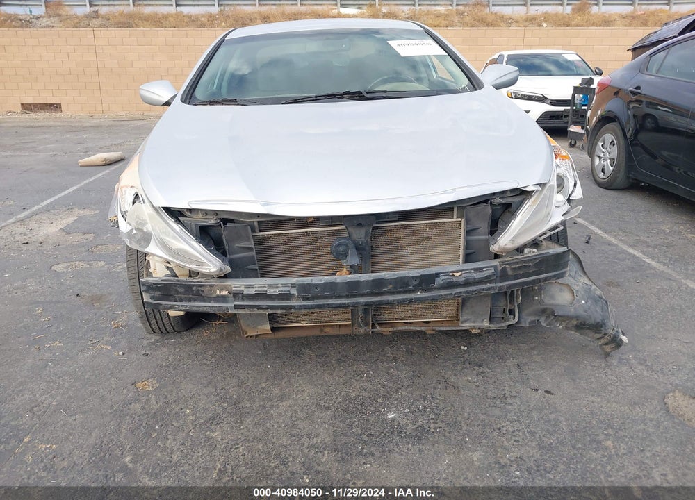 2013 HYUNDAI SONATA GLS VIN: 5NPEB4AC4DH719700