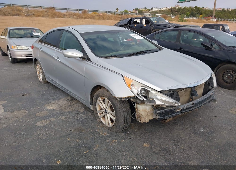 2013 HYUNDAI SONATA GLS VIN: 5NPEB4AC4DH719700