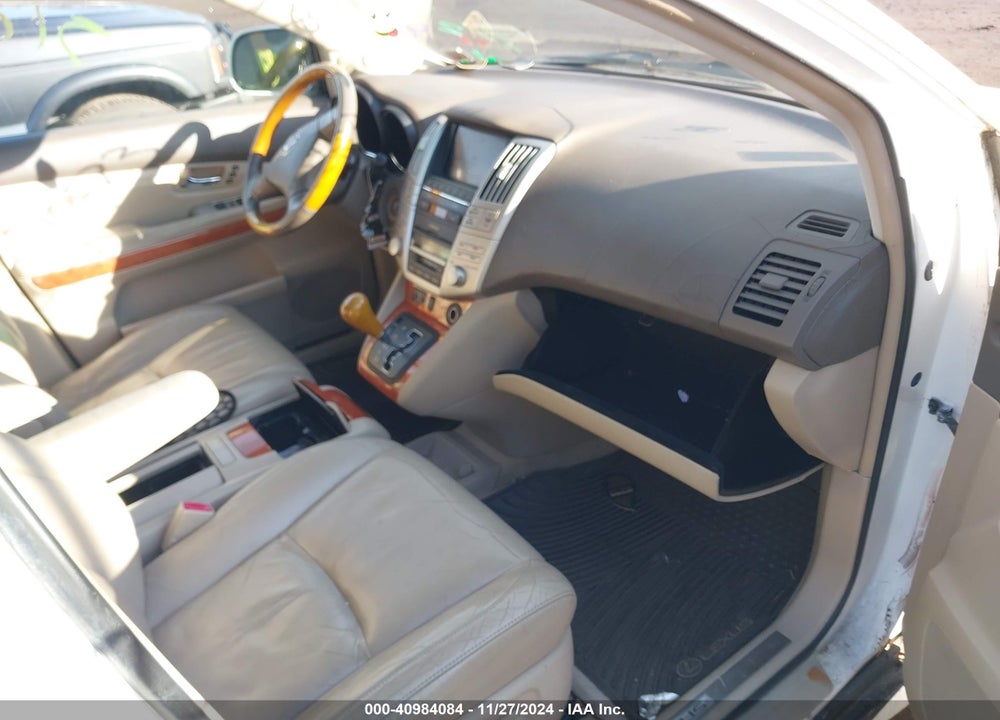 2004 LEXUS RX 330 VIN: JTJHA31U040033618
