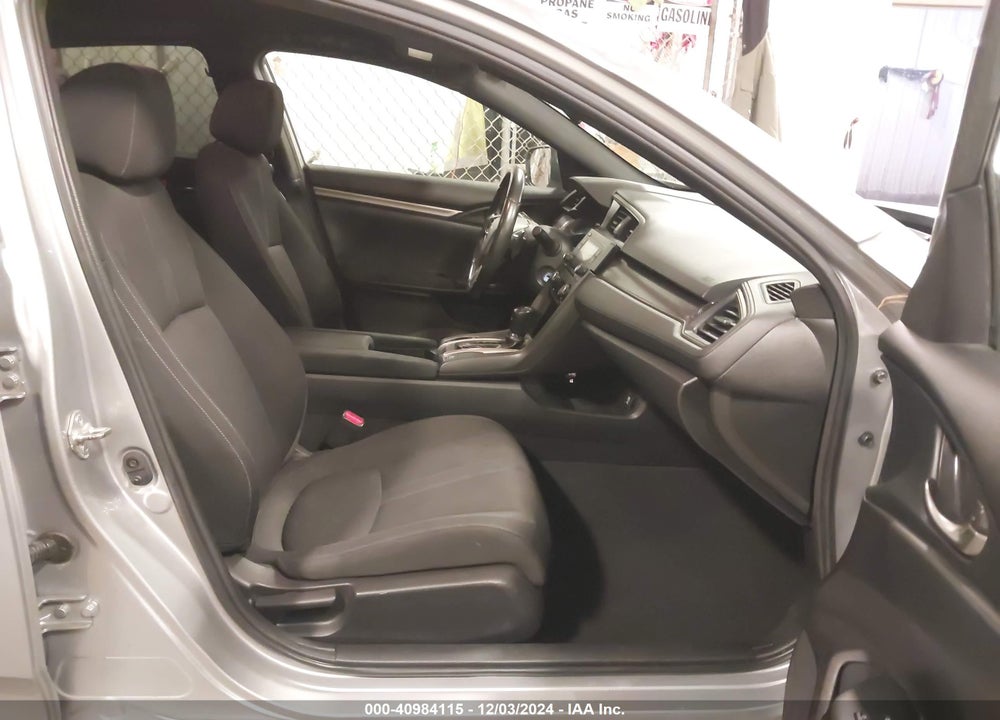 2018 HONDA CIVIC SPORT VIN: SHHFK7H44JU418678