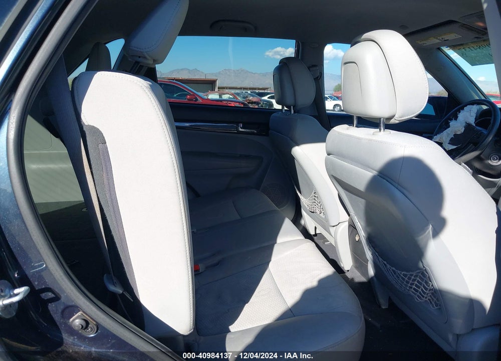 2012 KIA SORENTO LX VIN: 5XYKT4A63CG239213