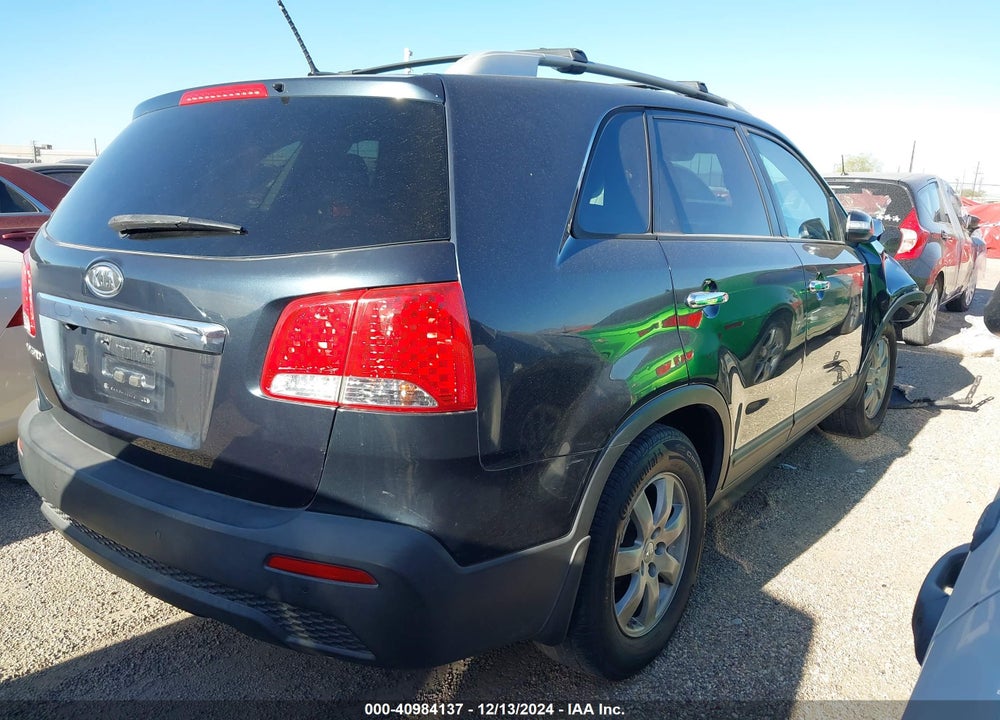 2012 KIA SORENTO LX VIN: 5XYKT4A63CG239213