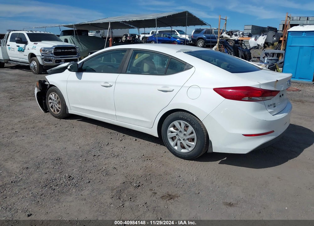 2018 HYUNDAI ELANTRA VIN: 5NPD74LF4JH302402